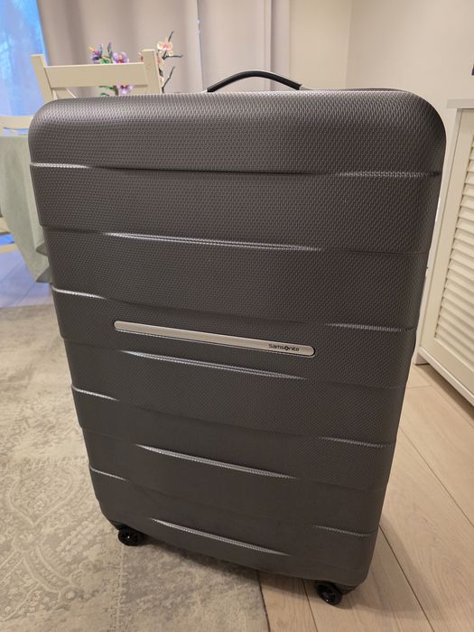 Duża walizka Samsonite prawie nowa