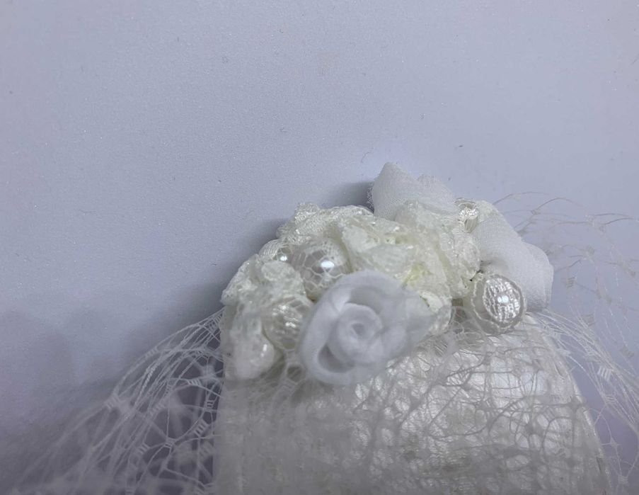 nowy toczek ślubny róże perły koronka woalka średni grzebyk glamour