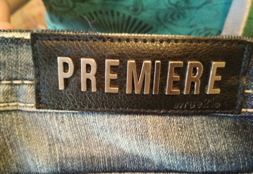 Женские джинсы PREMIERE. Срочно!