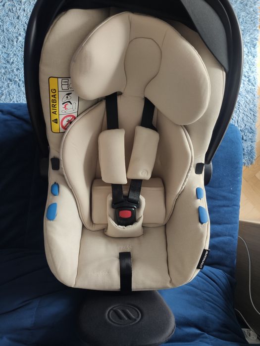 Fotelik Avionaut Pixel z baza ISOFIX