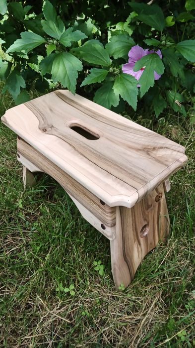 Ослінчик (стільчик), табуреточка