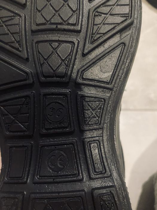 Buty z podwójną blachą