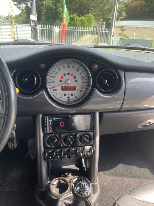 Mini cooper black