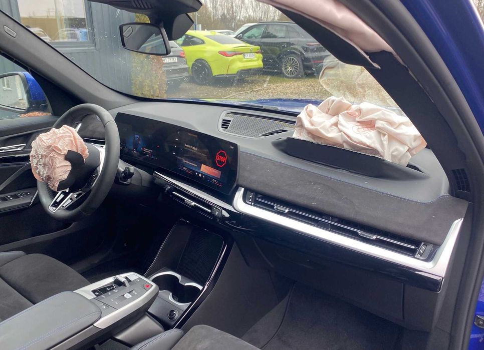 BMW X1 U11 Бампер передній Розборка