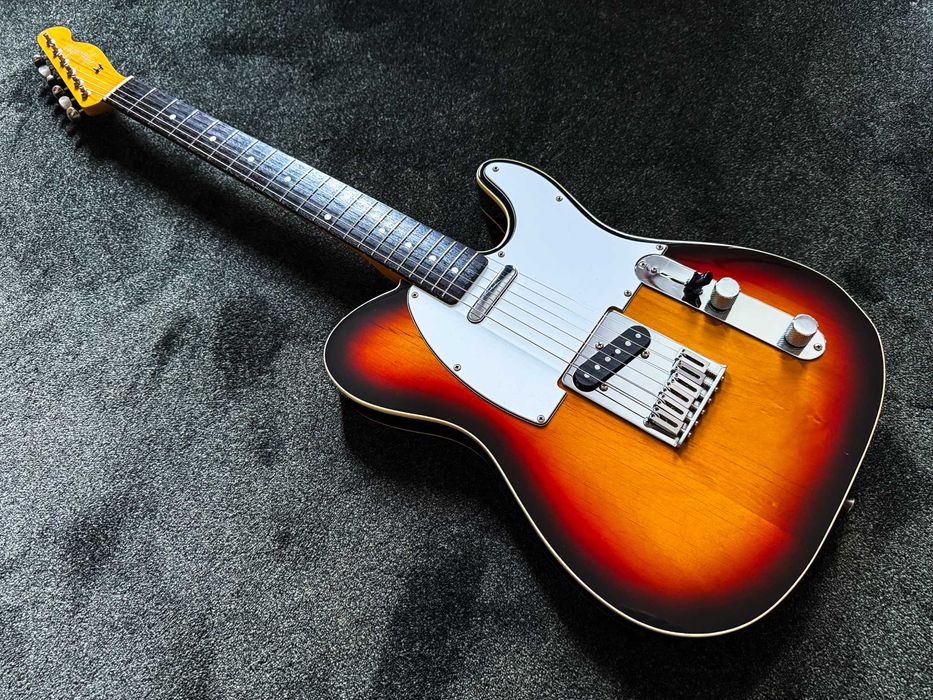 ギター Fender japan custom made telecaster Fender Japan Telecaster Custom Traditional Series Candy