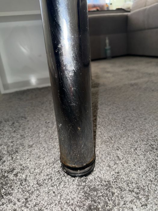 Маникюрный стол в хорошем состояние