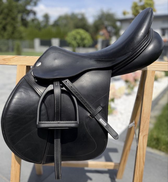 Siodło 17-17,5 M skokowe Kentaur Titan Carbon II WEŁNA 17/32