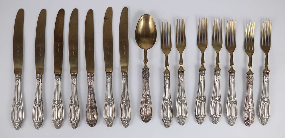 15 talheres antigos em metal