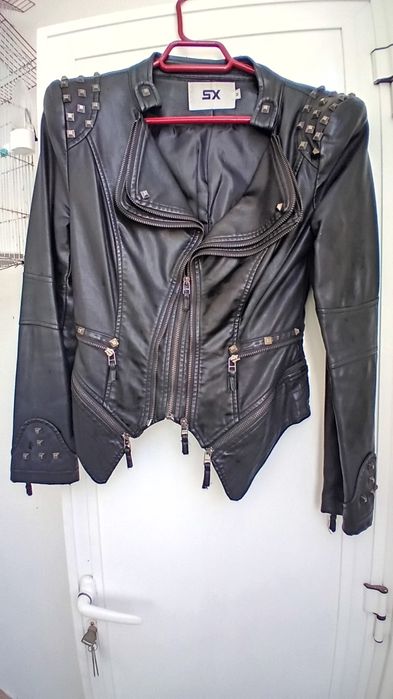 Casaco pele sintética estilo motard