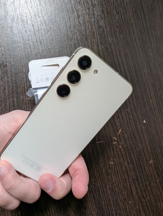 Samsung S23 8/256 cream