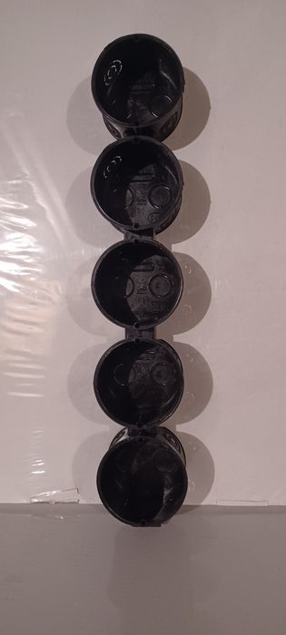 Puszki łączone podtynkowa