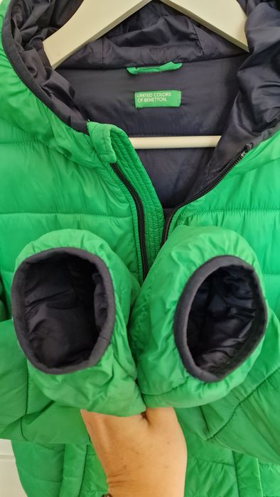 BENETTON  Pikowana kurtka puchowa z kapturem (Stan bdb.)