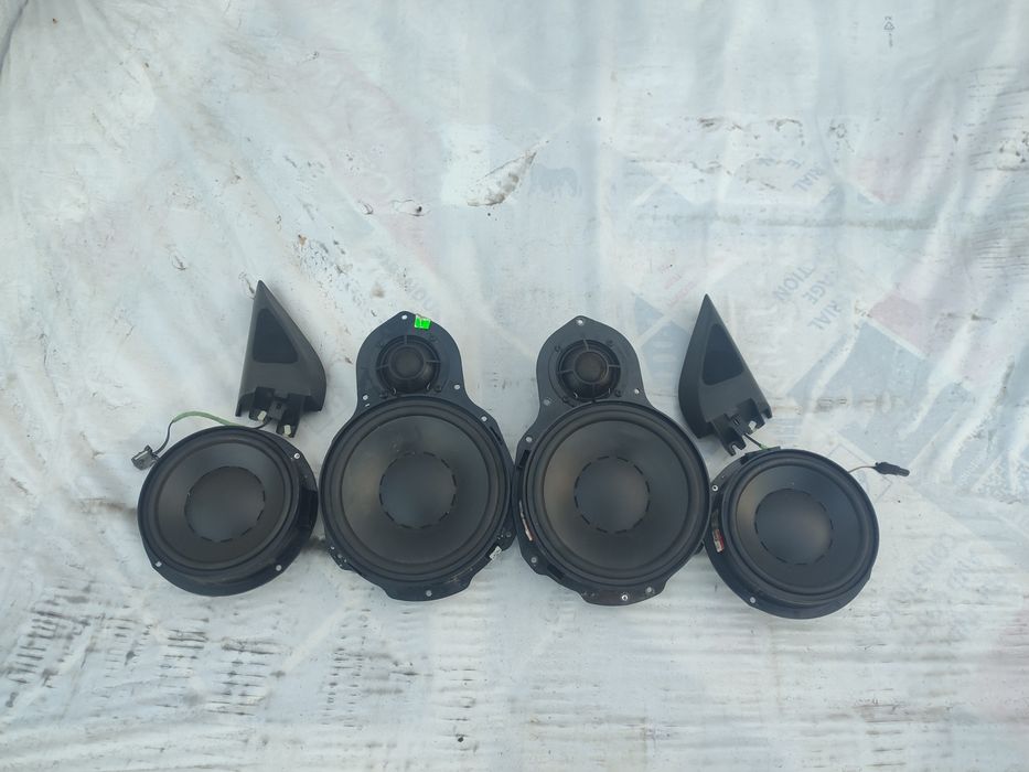 Динаміки дінаудіо Пасат Б6 пасат б7 акустика dynaudio Passat B6 B7