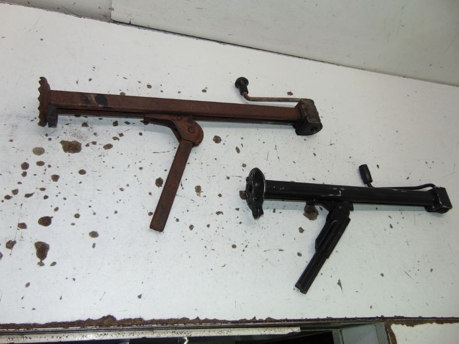 Antigos fiat 127 e vários outros macacos