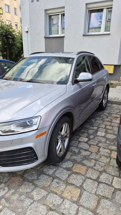 Samochód Audi Q3