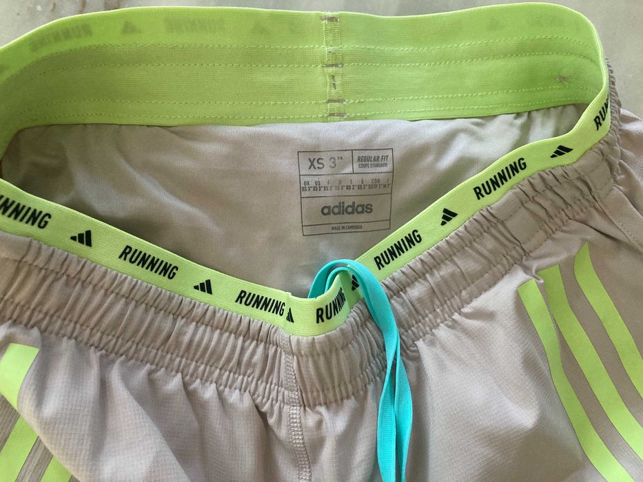 Sports shorts Adidas S/XS