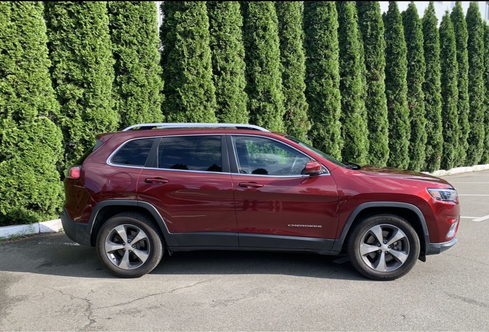 Jeep Cherokee limited 2019 р. Обʼєм 2,0 л