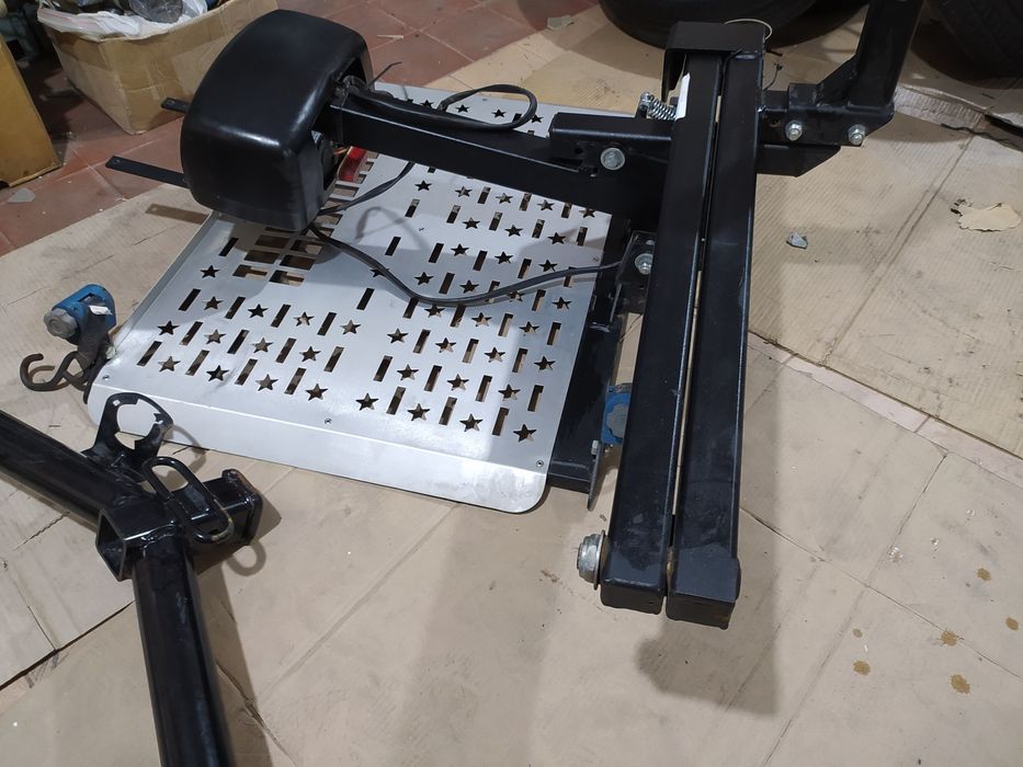 Электро подъемник, платформа,  лифт,  пантограф,.