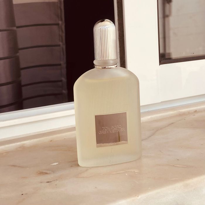 Vendo 2 perfumes ambos frasco de 50ml com 90% cheio. Sem caixa, só frasco. Ombre Leather 50ml - Originais + Tom Ford Grey Vetiver Parfum 50ml