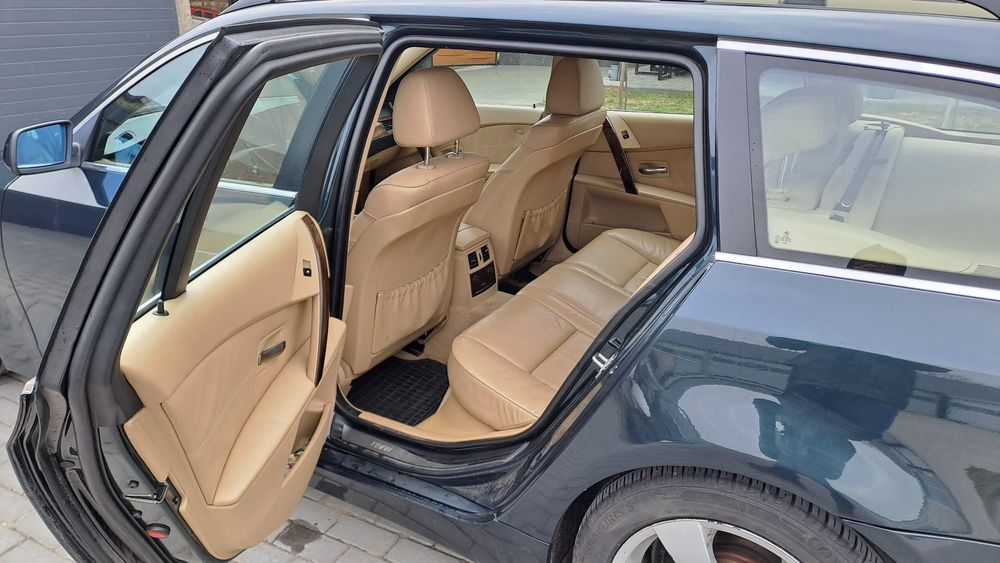 BMW serii 5, E61 stan bardzo dobry.