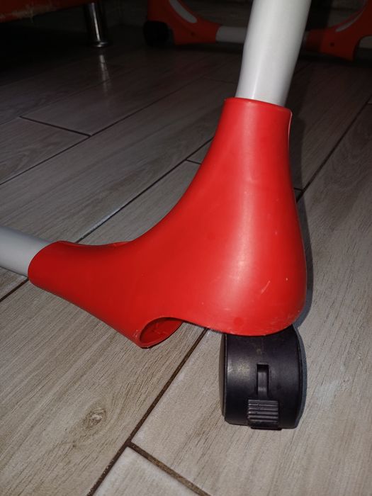 Стульчик для кормления Chico