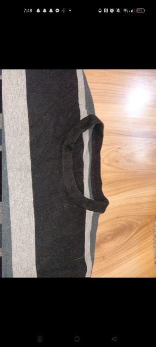 Męski szary sweter z długim rękawem