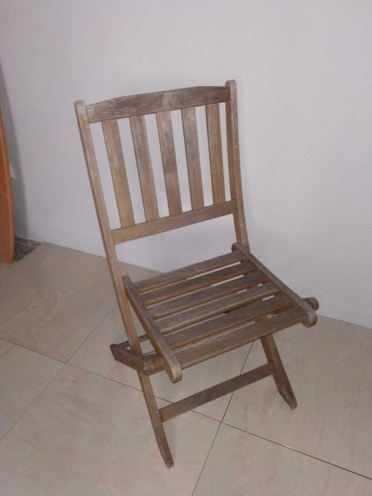 Mesa bancos cadeiras