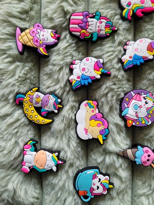 4 przypinki do crocs jednorożce