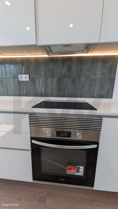 Oportunidade Imperdível - Apartamento T2 - Em remodelação
