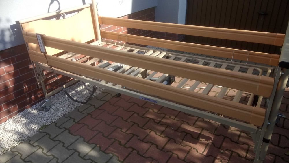 Łóżko rehabilitacyjne elektryczne