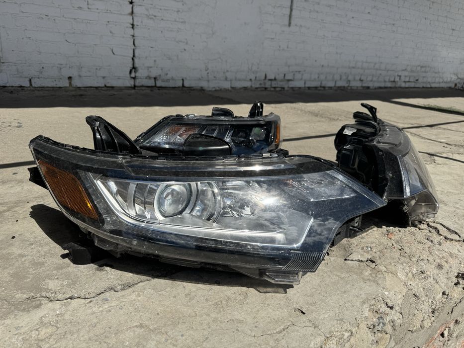 Фара Mitsubishi Outlander 3  halogen full led