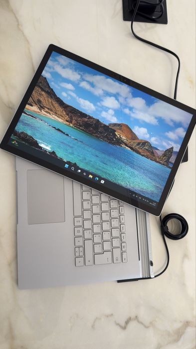 Microsoft Surface Book 3 – Excelente estado! (790€)