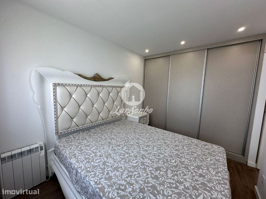 Apartamento T1 Condomínio Fechado com piscina  a 200m da praia da P...