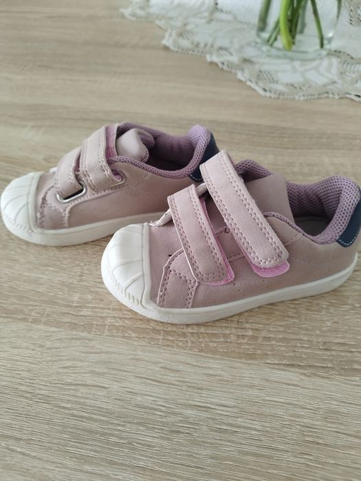 Buty dla dziewczynki