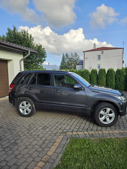 Samochód Suzuki Grand Vitara 2.4 benzyna + gaz