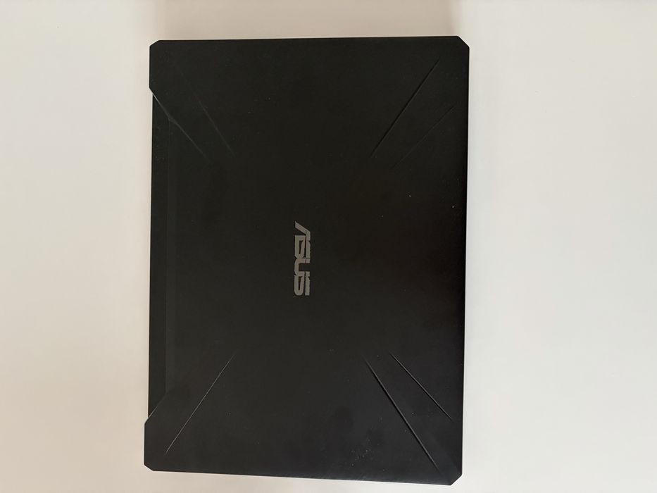 Laptop gamingowy Asus TUF Gaming FX505DT Windows 11
