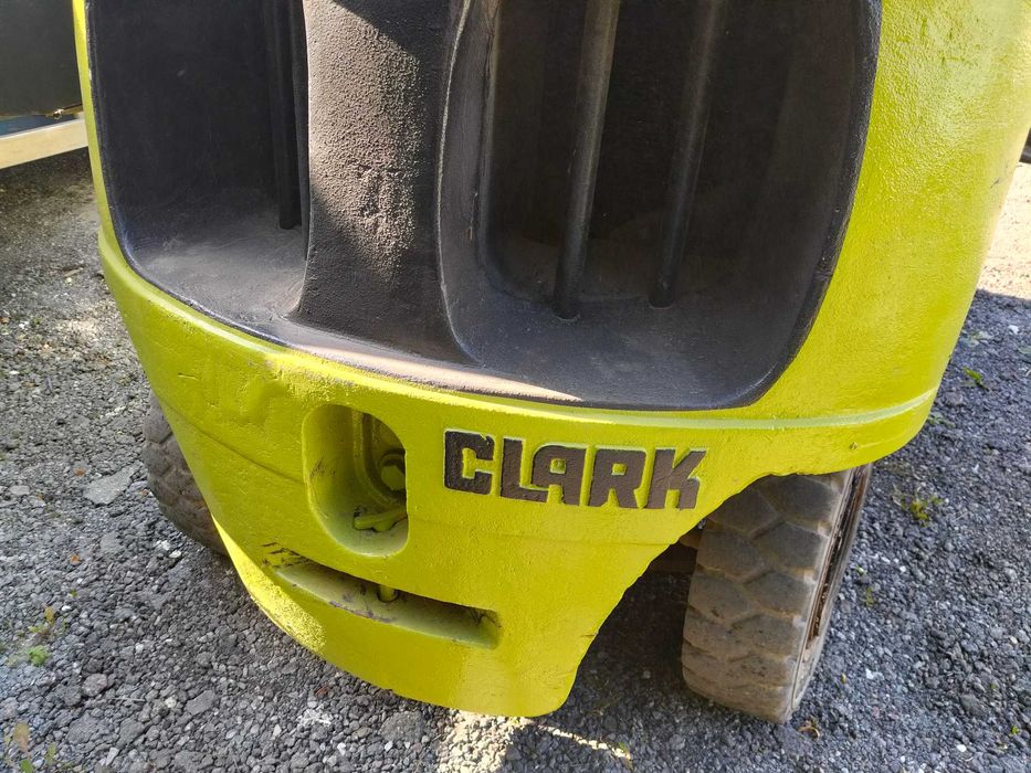 wózek widłowy sztaplarka Clark bardzo mocna 1998  4,5T udzwig