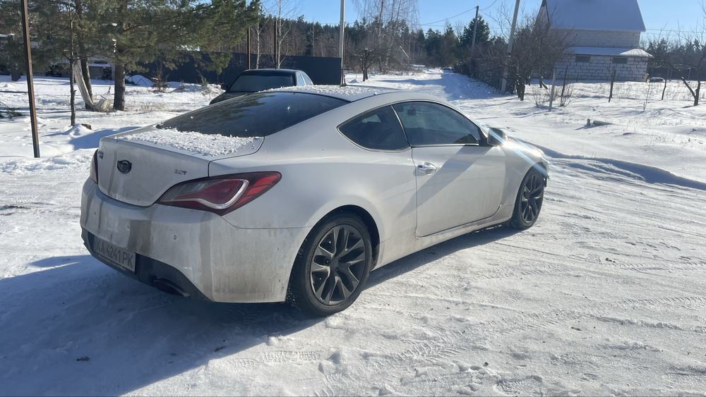 Hyundai Genesis Coupe 2013