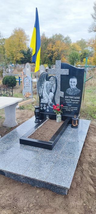Памятники Кременчуг любой сложности.