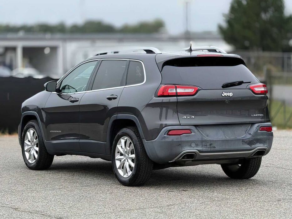Jeep Cherokee Limited      2016