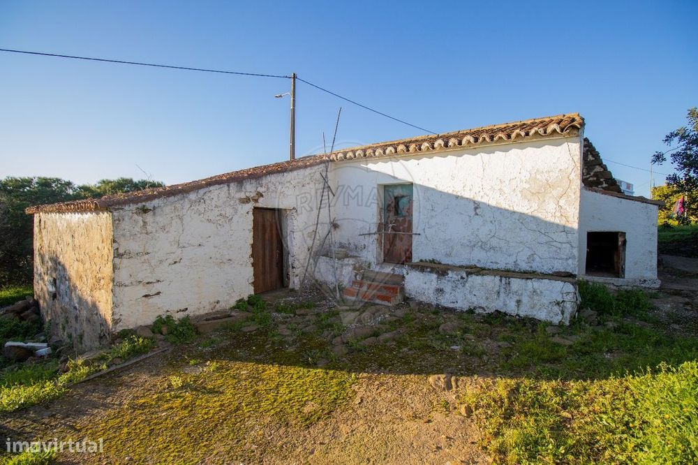 Moradia T2 para venda