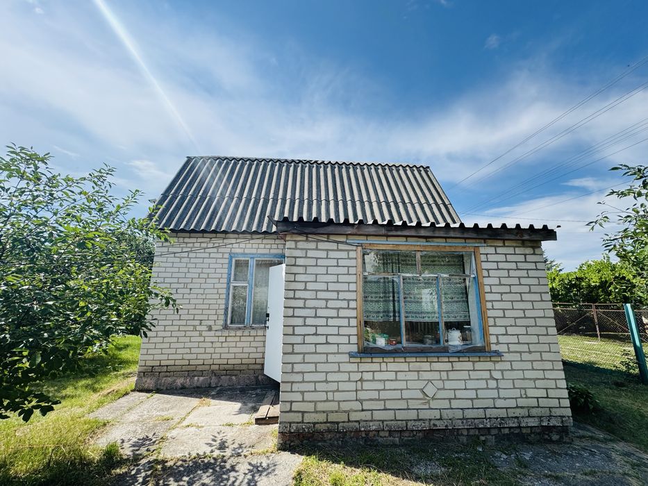 Продаж дачного будинку у садовому товаристві поруч з селом Благодатне, 25 км від м. Черкаси