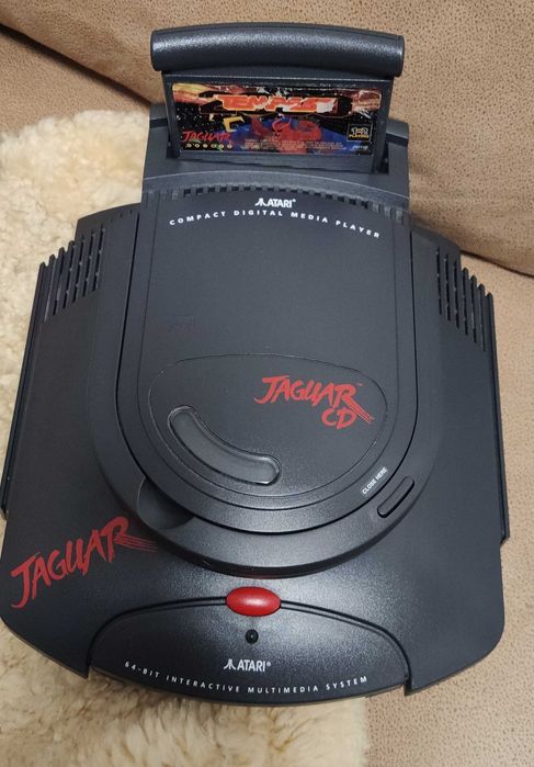 Konsola  Atari Jaguar CD plus gry