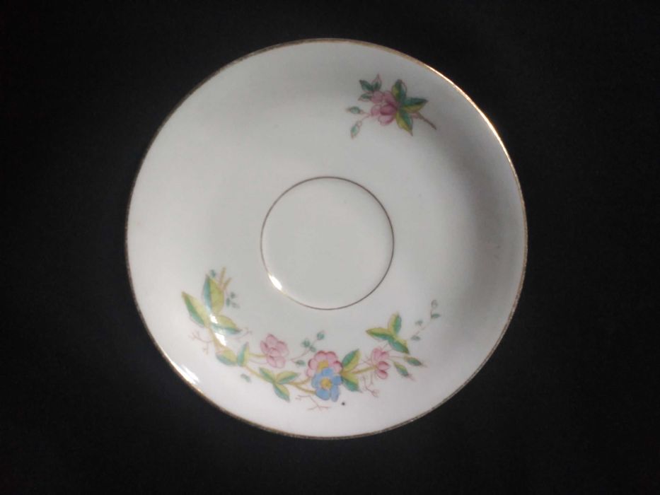 Chávena chá - Porcelana fina do final séc.XIX pintada à mão