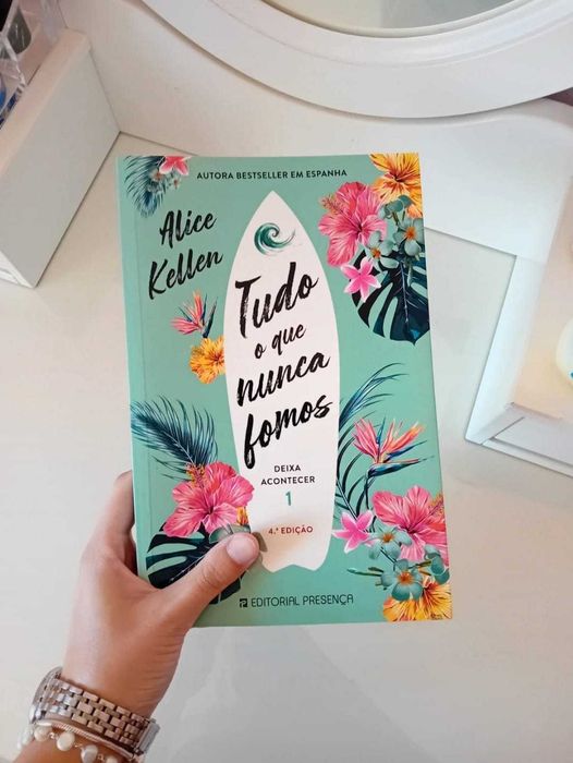"Tudo o que nunca fomos" de Alice Kellen.
