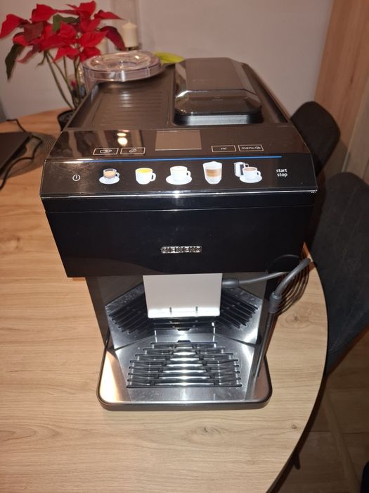 Ekspres do kawy EQ500