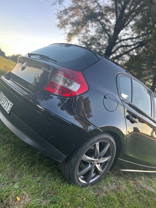 Sprzedaż BMW e87 118D