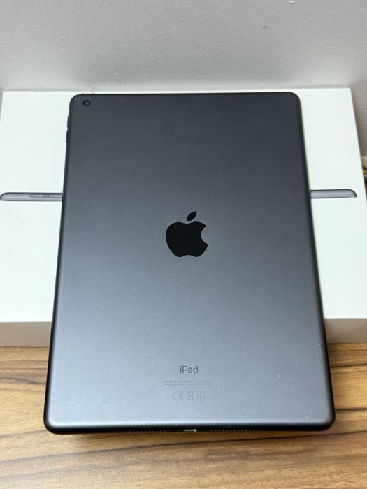 Apple iPad 8th gen 32gb Space Grey