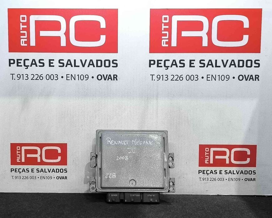 Centralina Motor / ECU 8200843713 - RENAULT MEGANE II Hatchback Van