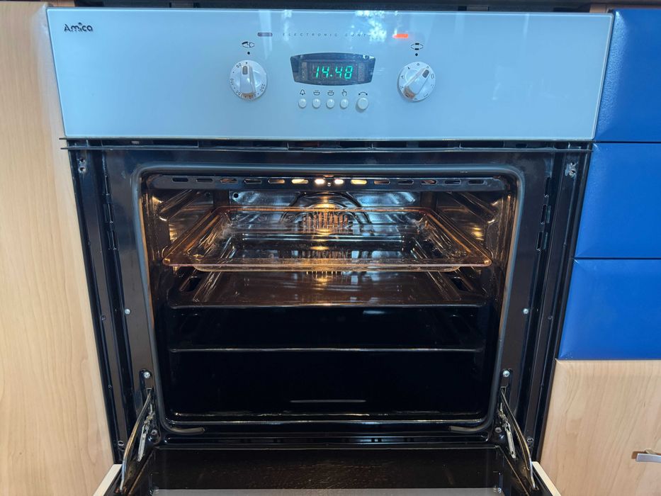 Piekarnik AMICA do zabudowy EB2.7TeYWL sprzedaję na części